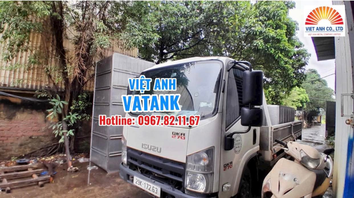 Bồn bể inox Việt Anh tất bật giao hàng
