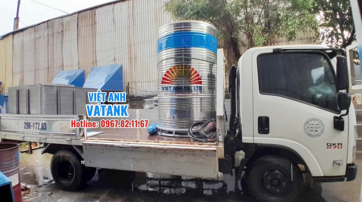 Những chuyến hàng bồn bể inox tiếp tục lăn bánh đến tay khách hàng