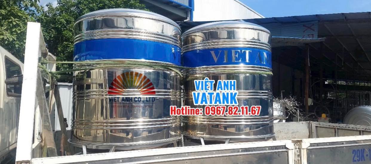 Những chuyến hàng bồn bể inox tiếp tục lăn bánh đến tay khách hàng