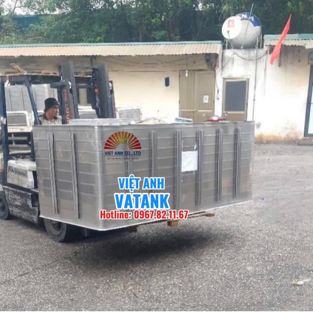 Những chuyến hàng bồn bể inox tiếp tục lăn bánh đến tay khách hàng