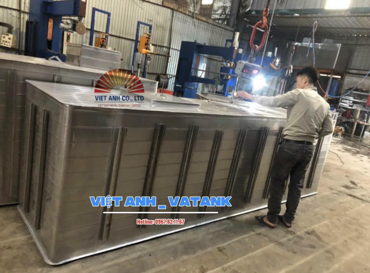 Kết cấu bồn inox chắc chắn chịu lực tốt không biến dạng