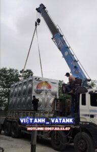 Vận chuyển và cẩu lắp bể inox VATANK an toàn chuyên nghiệp